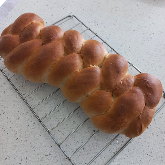Homemade white bread-braid