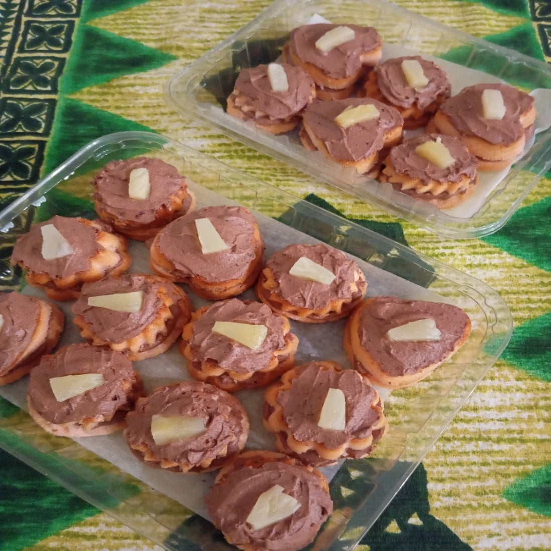 Biscuit cakes (mini)
