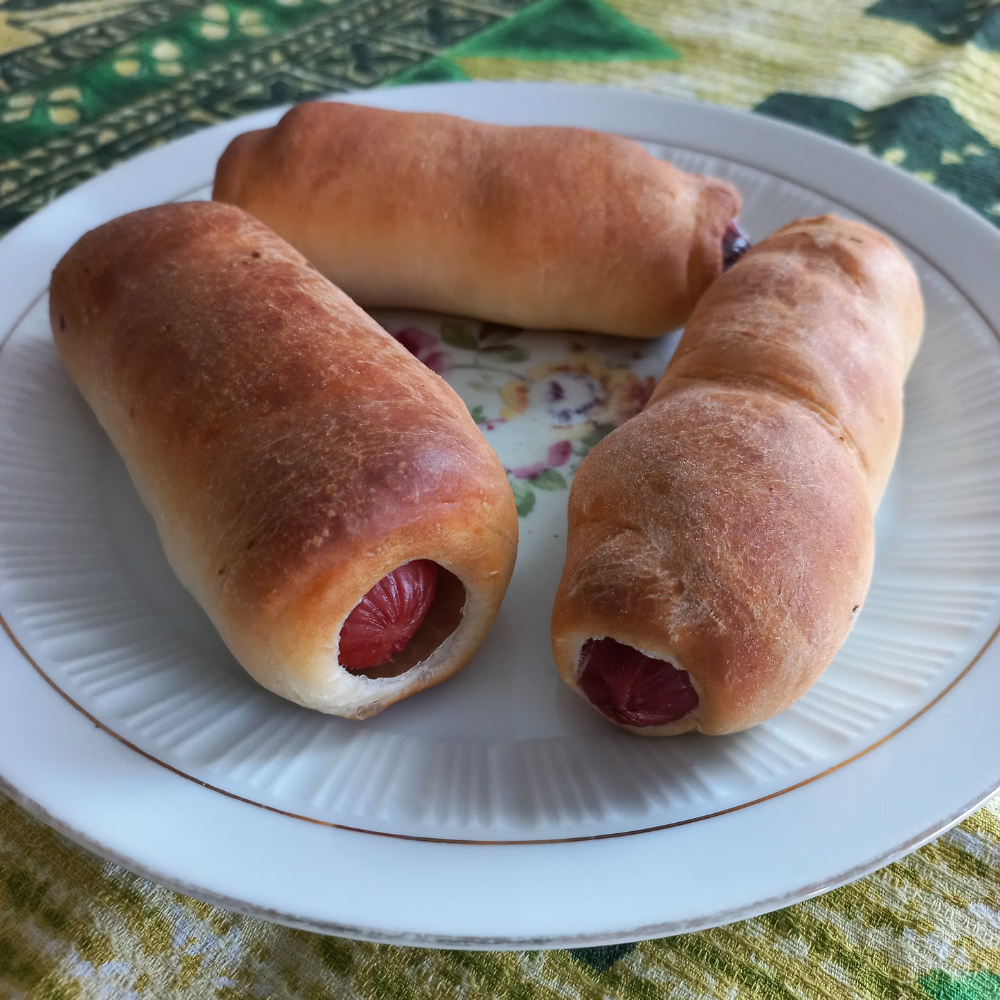 Buns with sausage (9)