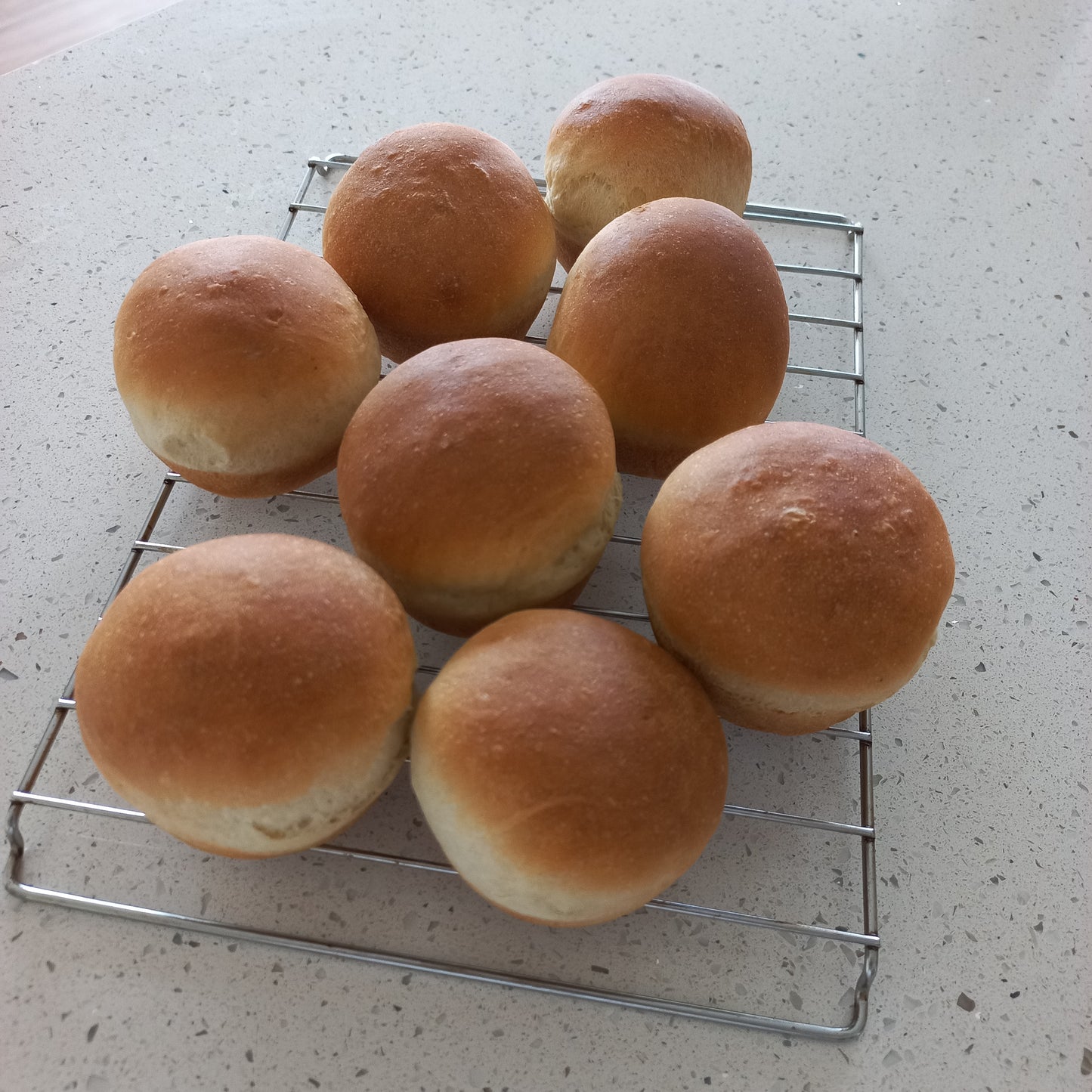 Buns with garlic (medium)